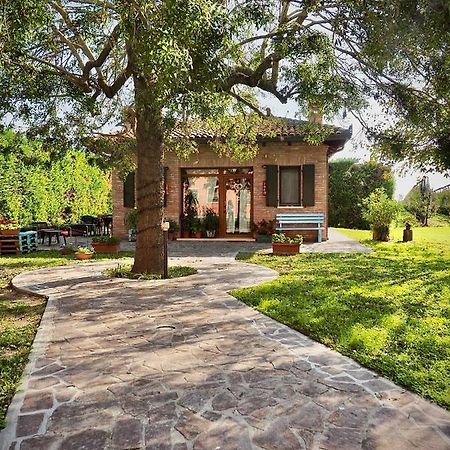 Agriturismo Fondo Novelle La Casina 费拉拉 外观 照片