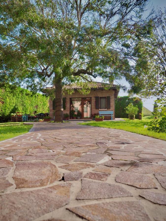 Agriturismo Fondo Novelle La Casina 费拉拉 外观 照片